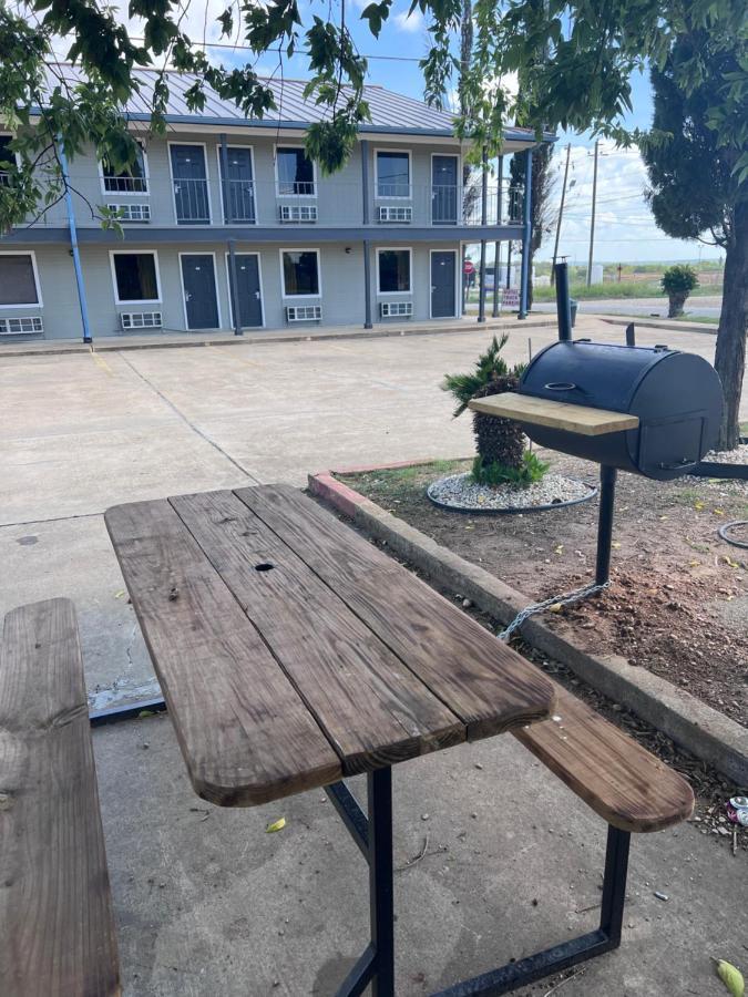 Luling Coachway Inn מראה חיצוני תמונה